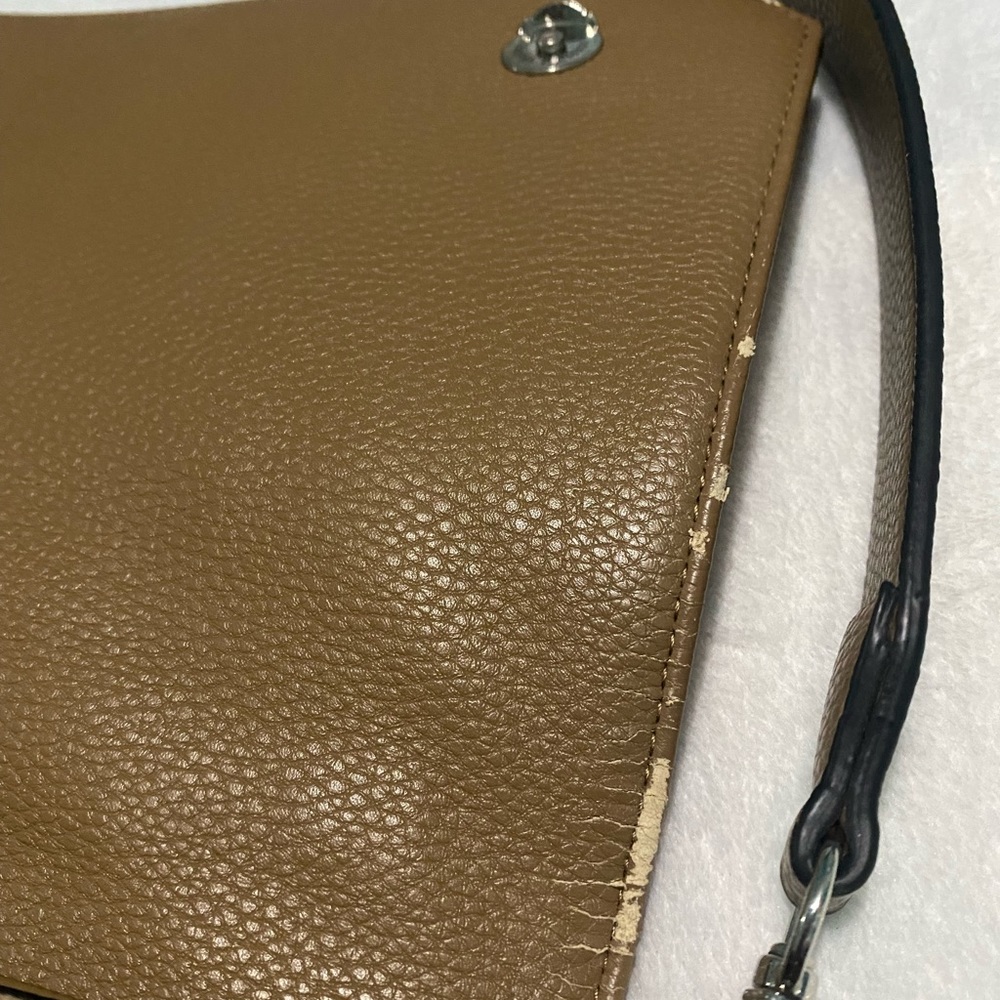 Guess Bag - Picture 3 of 7